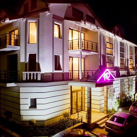 Romantic Boutique Фокшані Екстер'єр фото