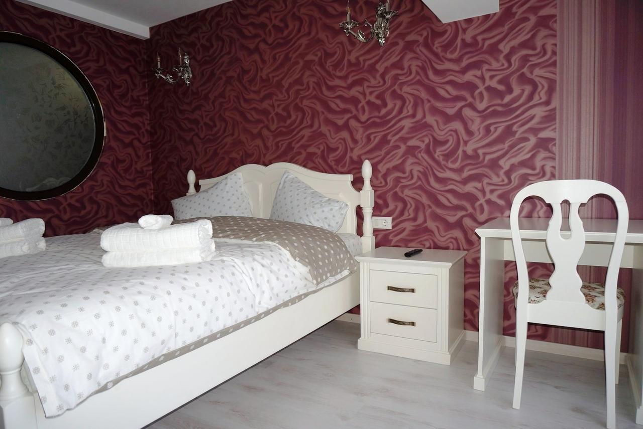 Romantic Boutique Фокшані Екстер'єр фото