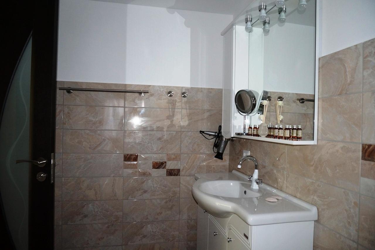 Romantic Boutique Фокшані Екстер'єр фото