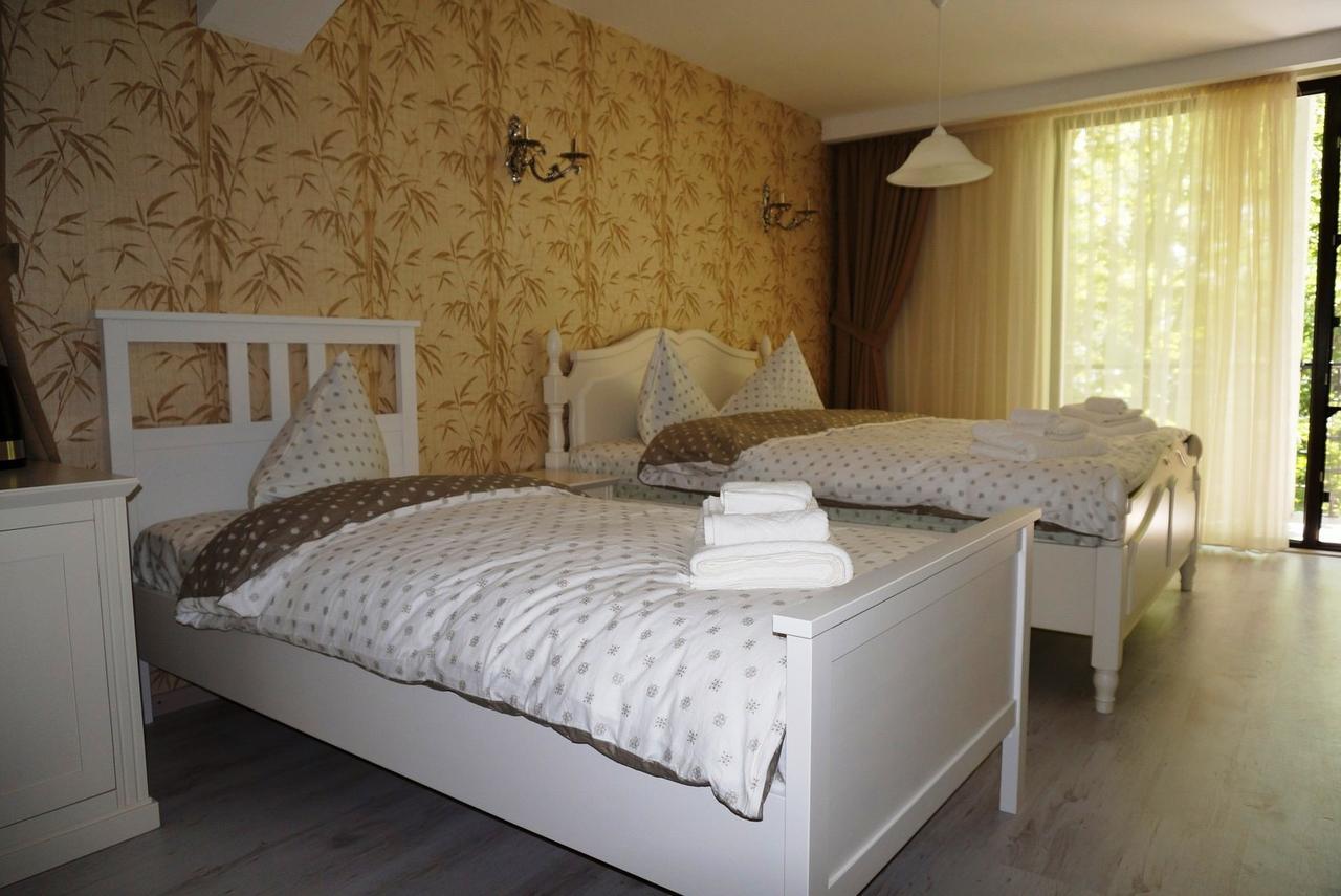 Romantic Boutique Фокшані Екстер'єр фото