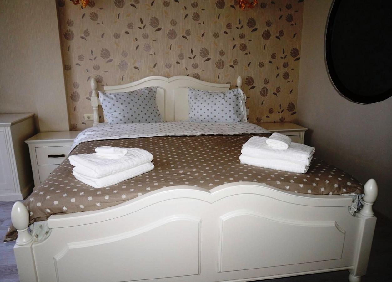 Romantic Boutique Фокшані Екстер'єр фото