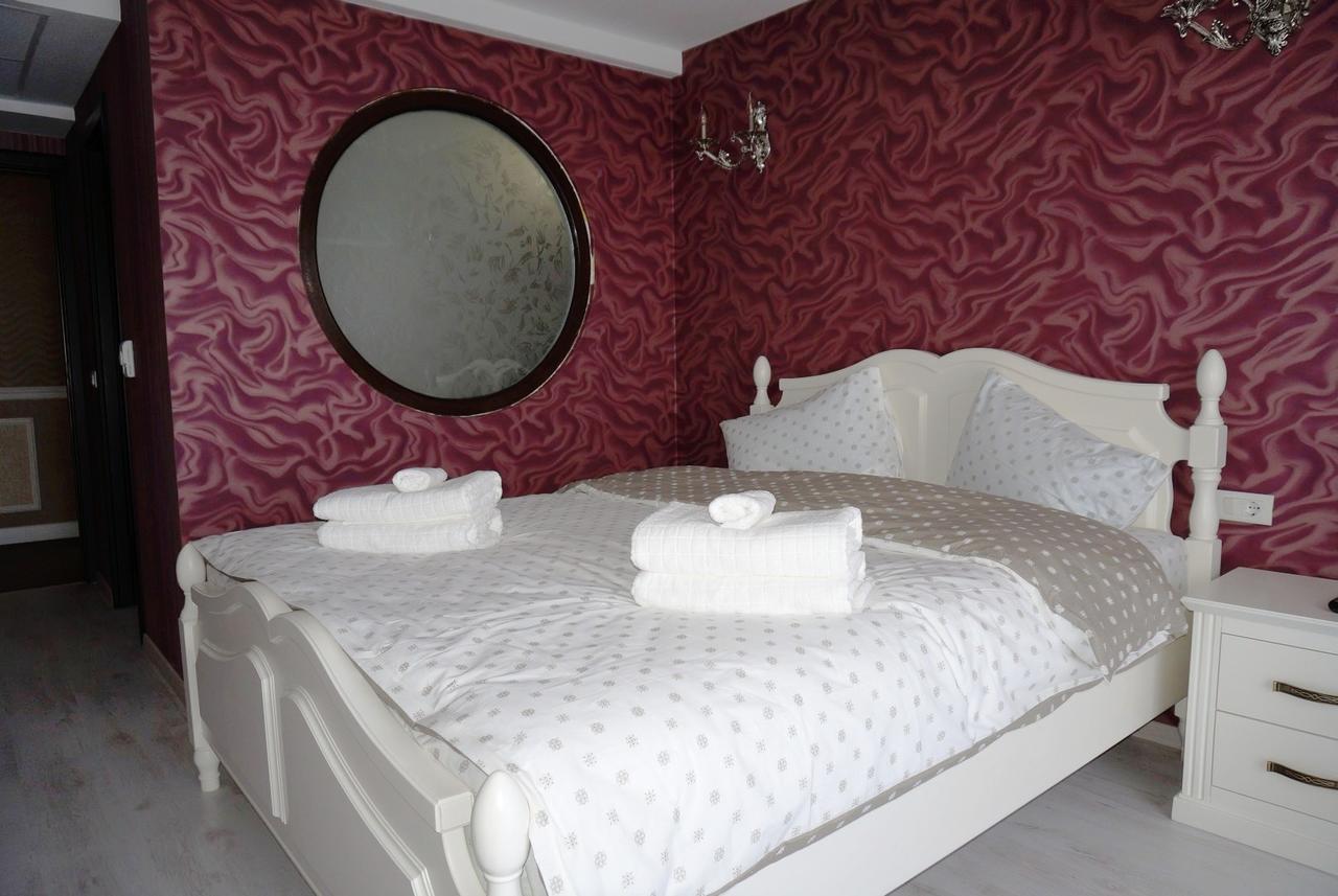 Romantic Boutique Фокшані Екстер'єр фото