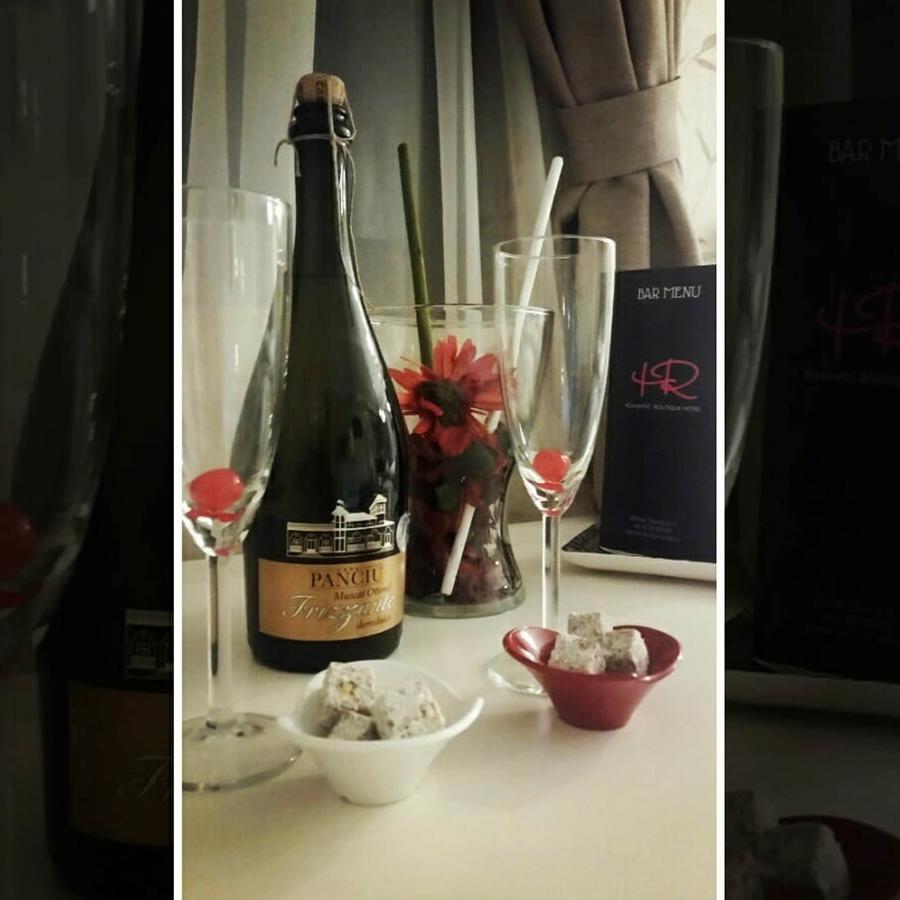 Romantic Boutique Фокшані Екстер'єр фото